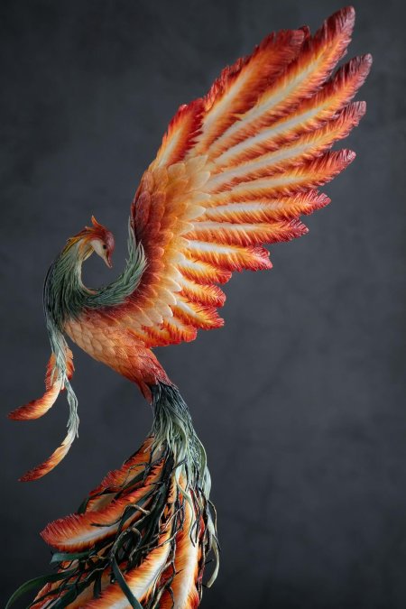 Птица феникс статуя