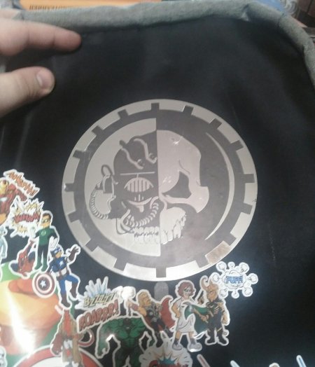 Эмблема адептус механикус