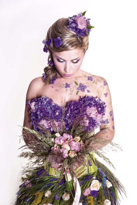 Платья из цветов