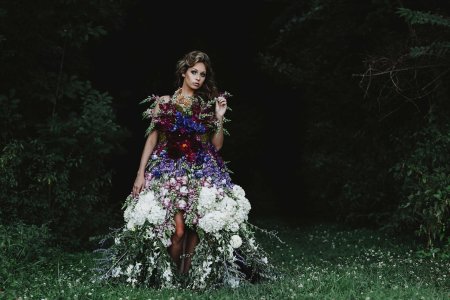 Платье из весенних цветов