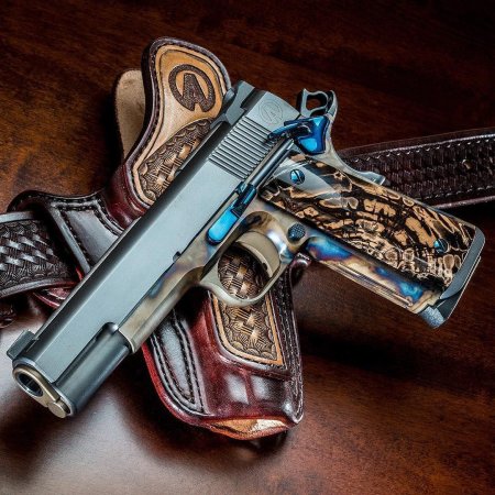 Красивые пистолеты