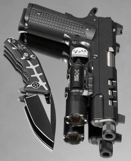 Тактический пистолет