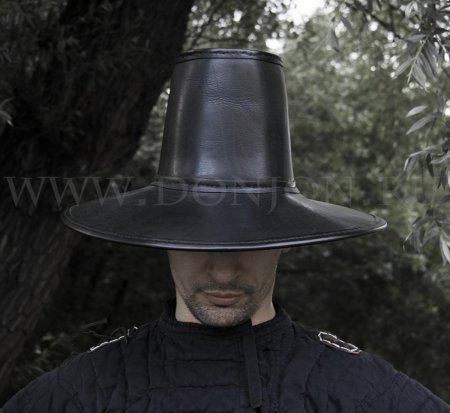 Шляпа вичхантера