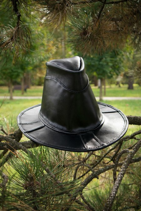 Шляпа охотника на ведьм вархаммер