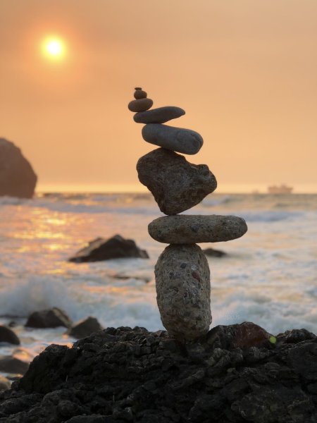 Камни равновесие