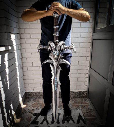 Меч frostmourne ледяная скорбь