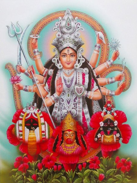 Многорукая индийская богиня лакшми