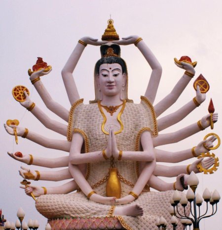 Многорукий бог шива