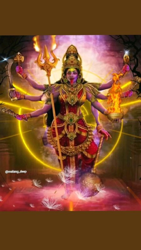 Многорукая индийская богиня дурга