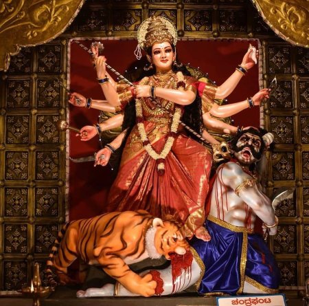 Индийская богиня дурга
