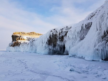 Ледяные гроты байкала