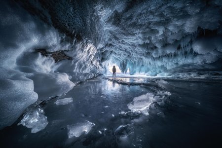 Ледяная пещера ольхон