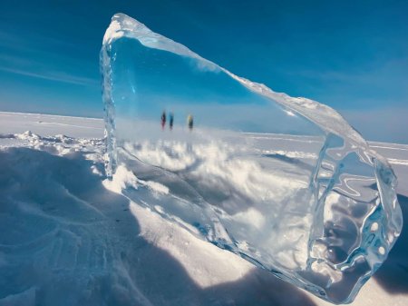 Ледяные торосы на байкале