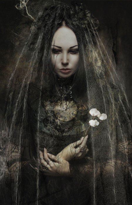 Готическая девушка