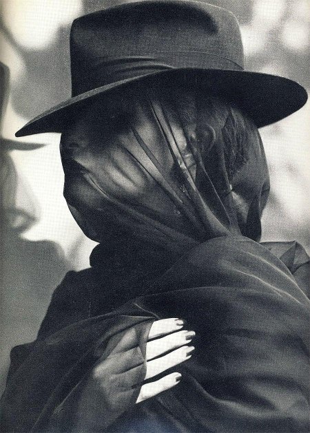 Девушка с вуалью