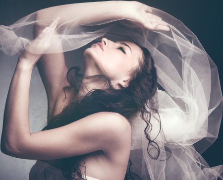 Девушка с вуалью