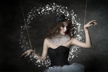 Марионетка девушка