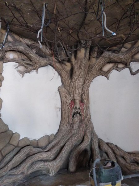 Дерево из арт бетона