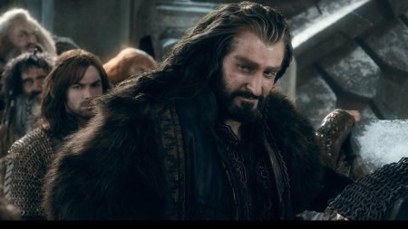 Торин дубощит хоббит