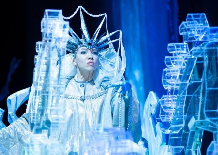 Ледовый спектакль снежная королева