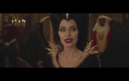 Малефисента владычица тьмы 2019