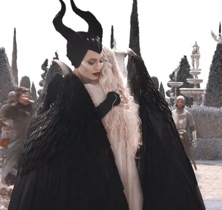 Анджелина джоли малефисента 2