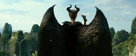 Малефисента: владычица тьмы фильм 2019