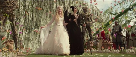 Эль фаннинг малефисента 2 свадьба