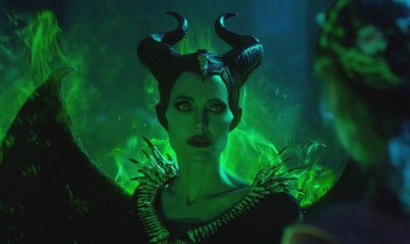 Анджелина джоли малефисента 2