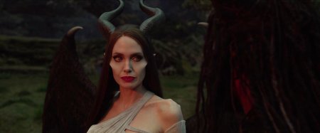 Анджелина джоли малефисента 2