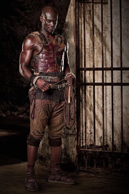 Спартак кровь и песок сериал 2010 2013