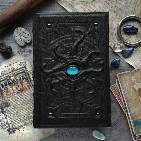 Гримуар книга теней фэнтези