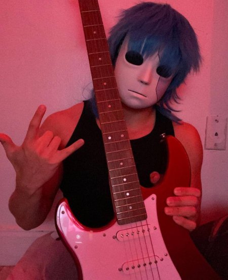 Косплей салли фейс