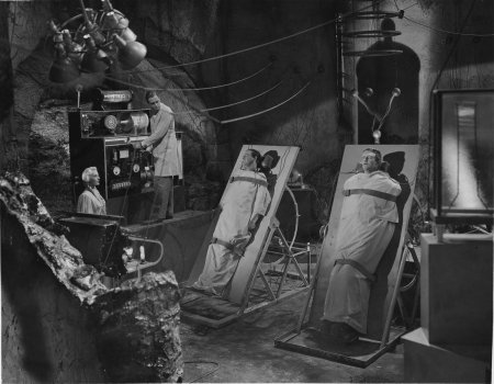 Доктор франкенштейн 1931 лаборатория