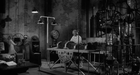 Доктор франкенштейн 1931 лаборатория