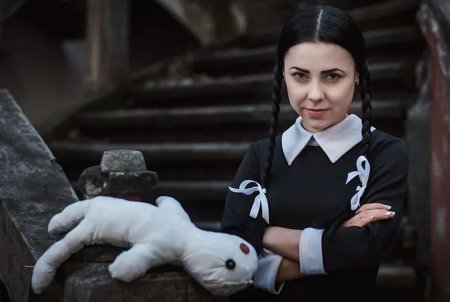 Уэнсдей аддамс