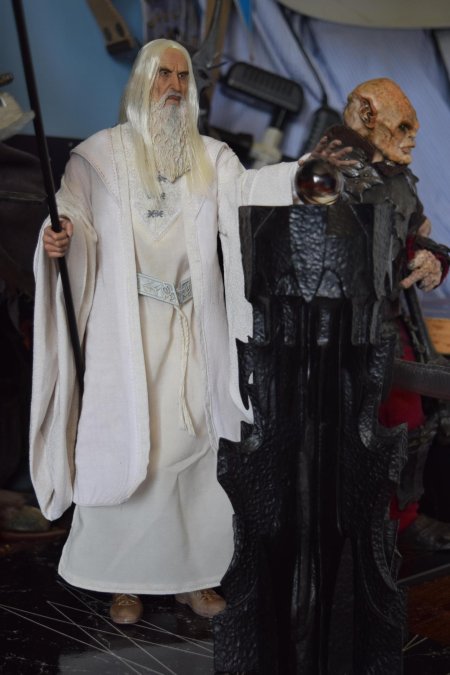 Саруман хоббит