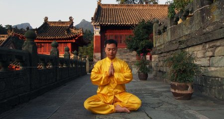 Китайский монах даос