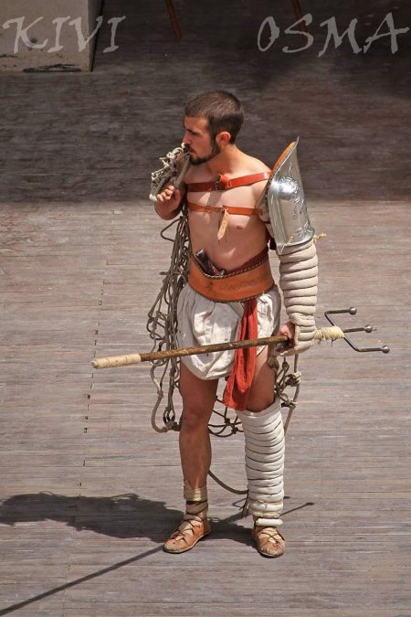 Римский гладиатор ретиарий