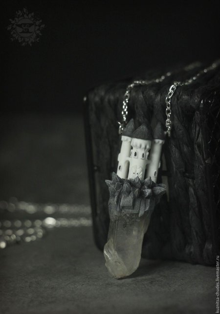 Замок из полимерной глины