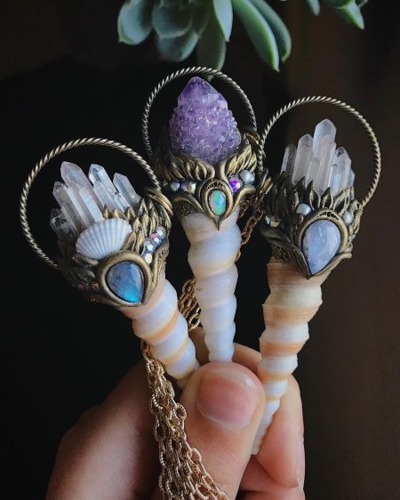 Украшение из полимерной глины