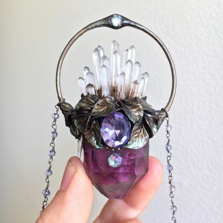 Украшения с драгоценными камнями