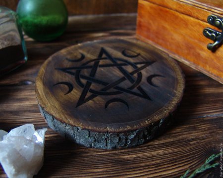 Алтарный пентакль викка