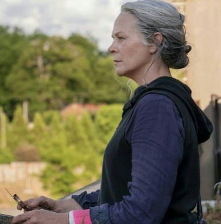 Кэрол ходячие мертвецы