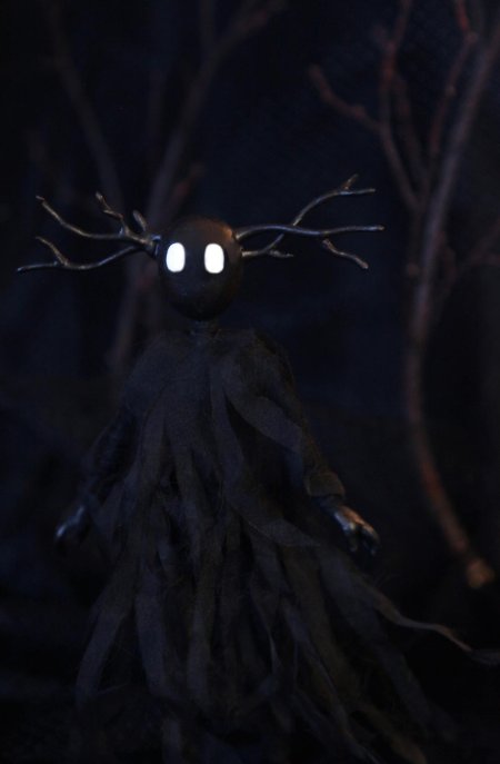 По ту сторону изгороди зверь