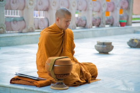 Буддистский монах тибет