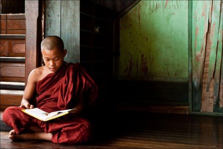 Монах буддийский