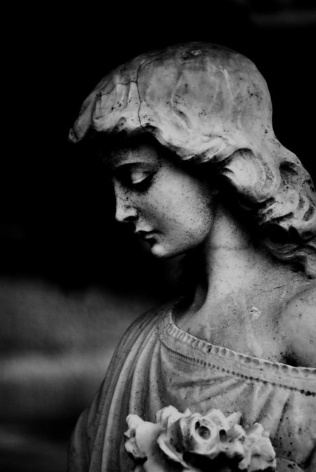 Микеланджело плачущий ангел