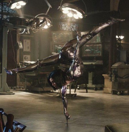 Алита: боевой ангел