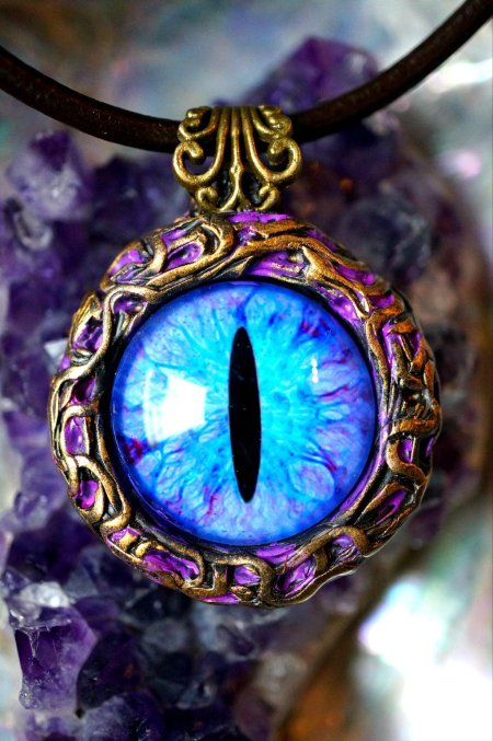 Амулет драконий глаз